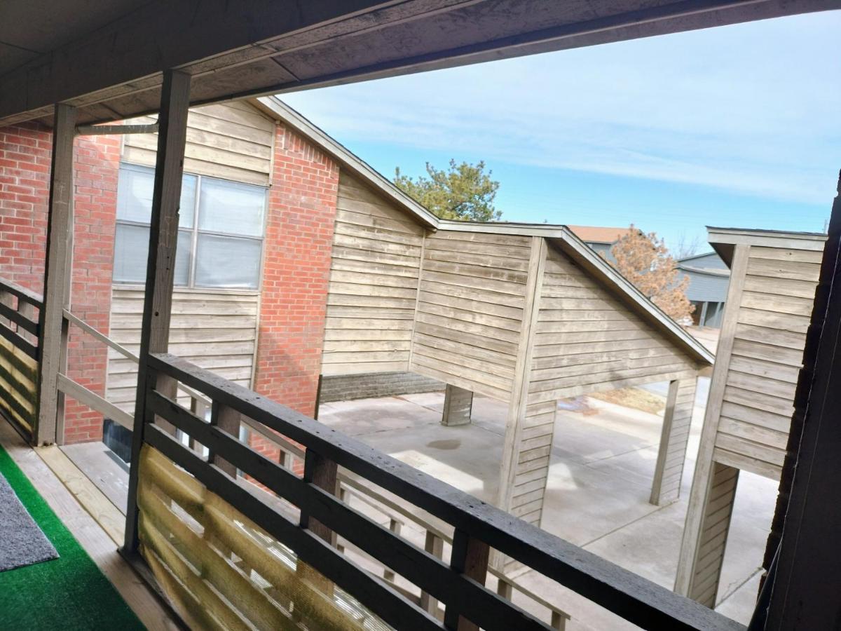 Golden Sunflower'S Apt B1 Lawton Εξωτερικό φωτογραφία